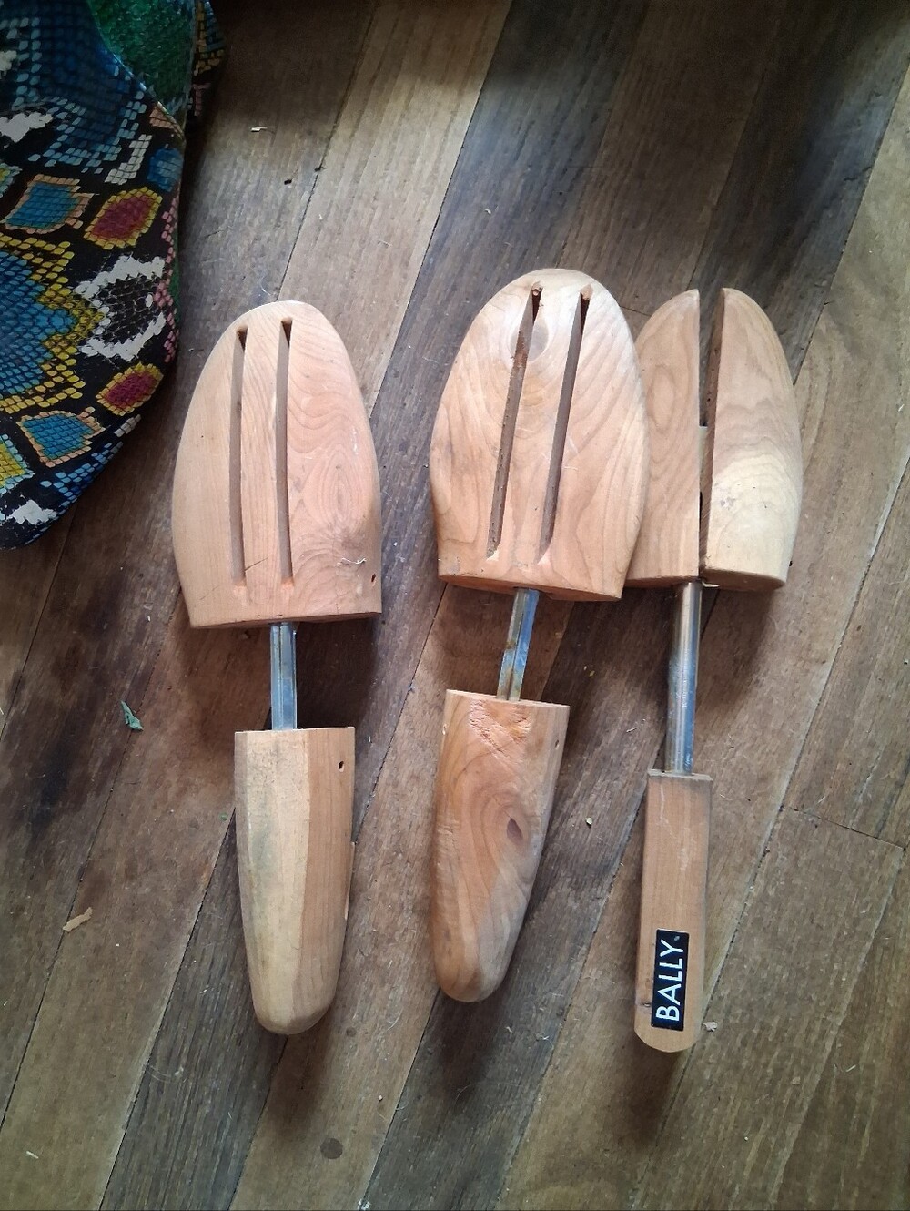 Shoe trees